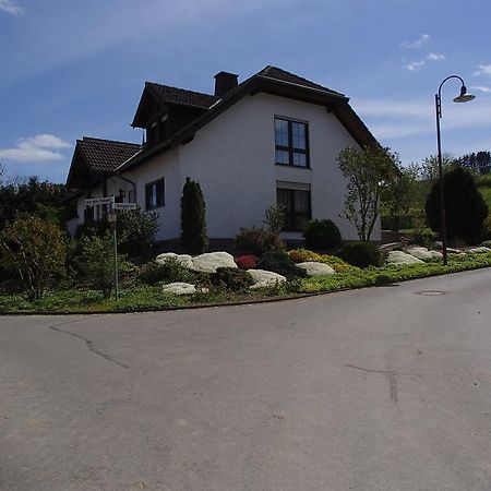 Ferienwohnung Meisenthal Naehe Nuerburgring 켈베르크 객실 사진